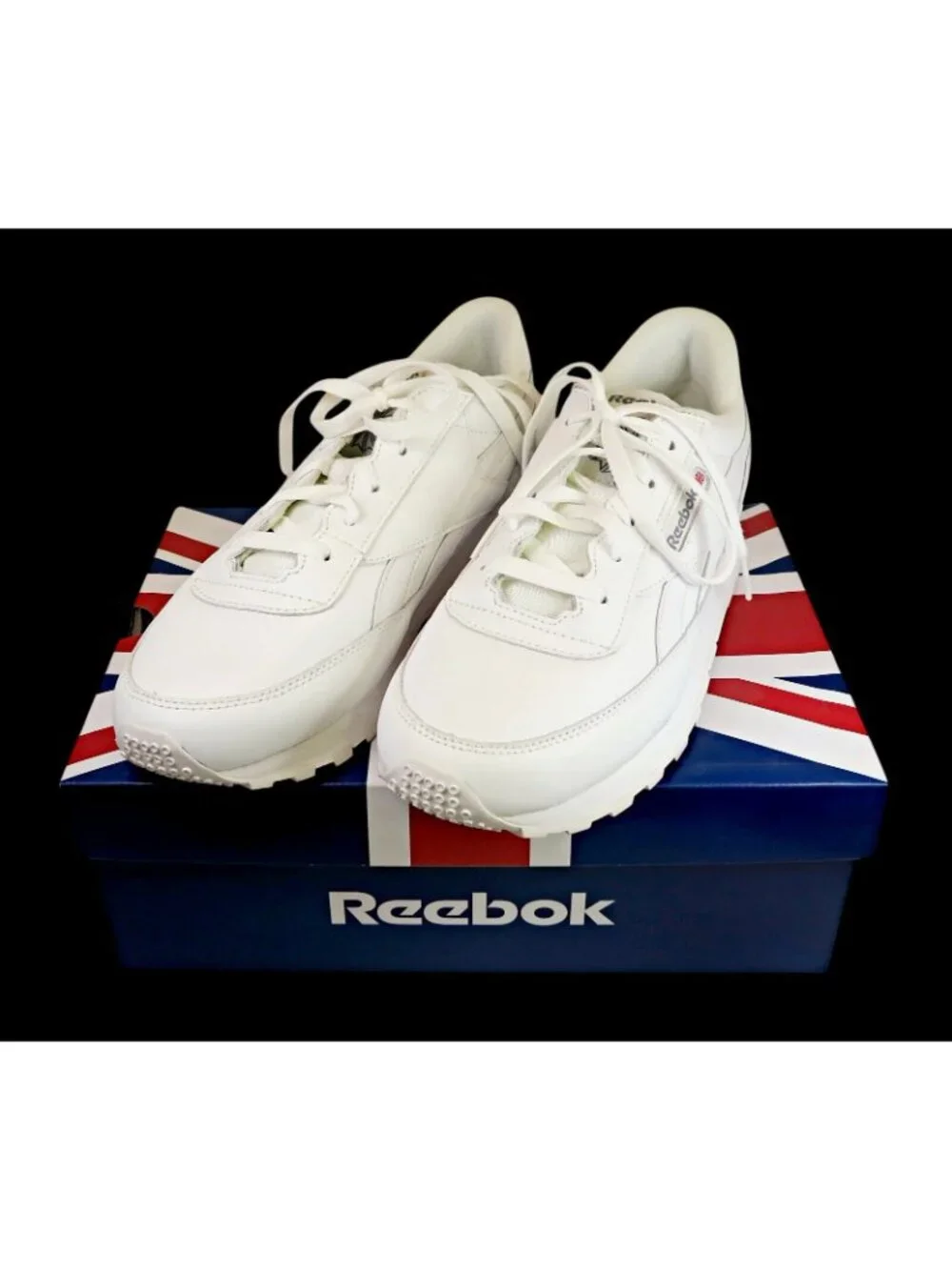 Reebok Classic Renaissance Sneakers White/Grey Shoes Women's US 8.5 w/ Box